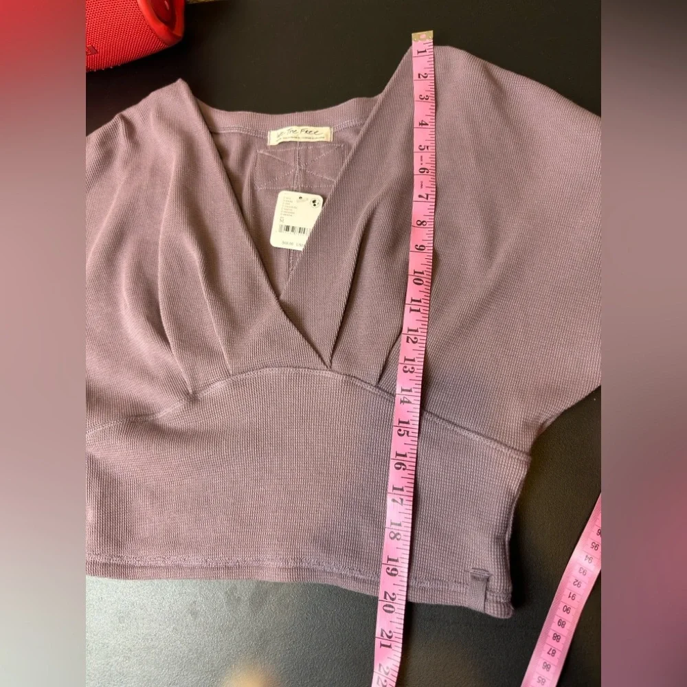 NWT $78 We The Free All Nighter Long Sleeve Surplus Crop Top Free People - Picture 9 of 15